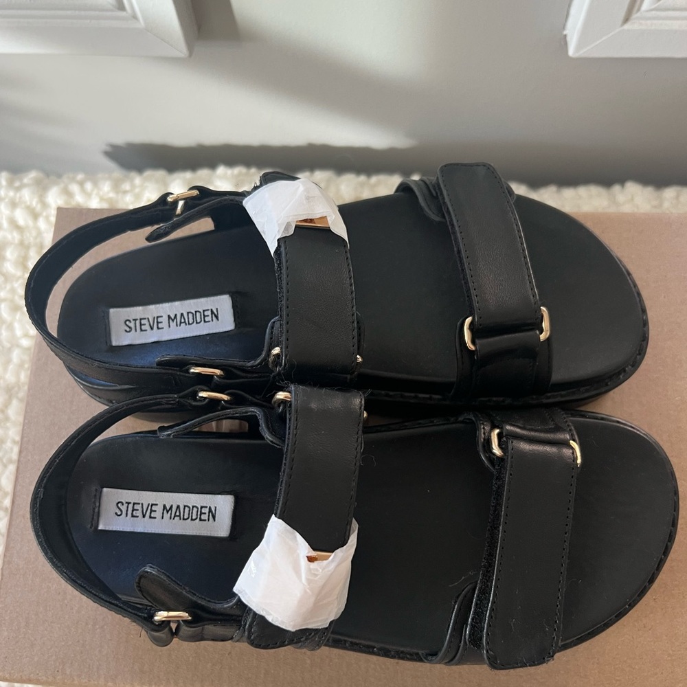 Steve Madden platform sandals